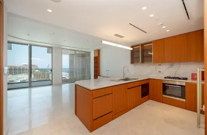 Apartment - 2 Bedrooms - 3 Bathrooms for sale in Ellington Beach House - Palm Jumeirah - Dubai