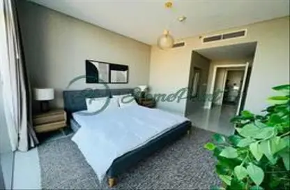 Room / Bedroom image for: Apartment - 3 Bedrooms - 3 Bathrooms for rent in Boulevard Crescent 1 - BLVD Crescent - Downtown Dubai - Dubai, Image 1