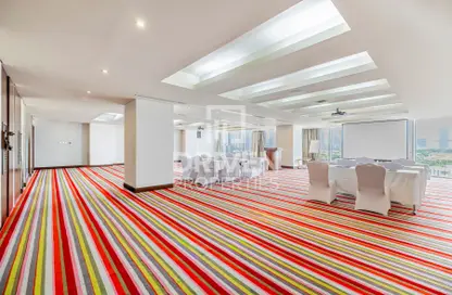 Office Space - Studio for rent in Crystal Tower - Business Bay - Dubai