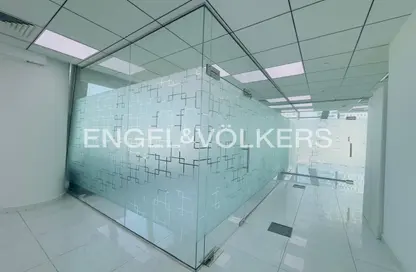 مكتب - استوديو - 1 حمام للايجار في القمة - الخليج التجاري - دبي