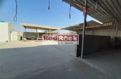 أرض - استوديو للايجار في آلصجعه - الشارقة