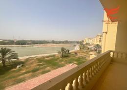 صورةشرفة لـ: شقة - 3 غرف نوم - 2 حمامات للكراء في بناية 5 - قرية الياسمين - رأس الخيمة, صورة 1