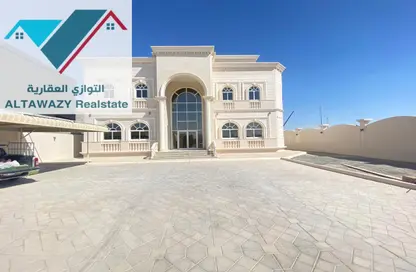 فيلا - 5 غرف نوم - 8 حمامات للايجار في مدينة الرياض - أبوظبي
