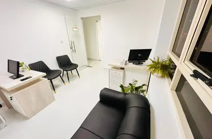 Office Space - Studio - 1 Bathroom for rent in Silver Home Building - Hor Al Anz - Deira - Dubai