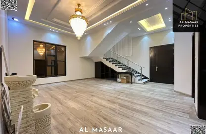 فيلا - 5 غرف نوم - 7 حمامات للبيع في قرية الاميرة - الياسمين - عجمان