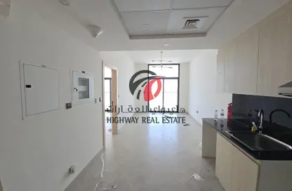 شقة - غرفة نوم - 2 حمامات للايجار في بن غاطي افنيو - الجداف - دبي