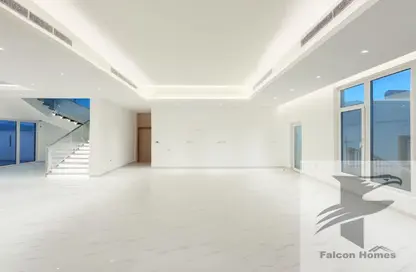 Villa - 5 Bedrooms - 6 Bathrooms for rent in Nad Al Sheba Villas - Nad Al Sheba 3 - Nad Al Sheba - Dubai