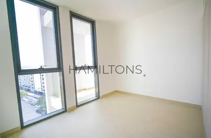 شقة - 2 غرف نوم - 3 حمامات للبيع في نست 6 - نست - الجادة - الشارقة