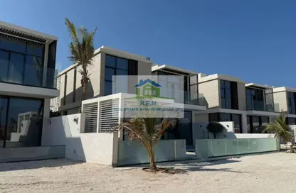 Villa - 4 Bedrooms - 5 Bathrooms for sale in Danah Bay - Al Marjan Island - Ras Al Khaimah