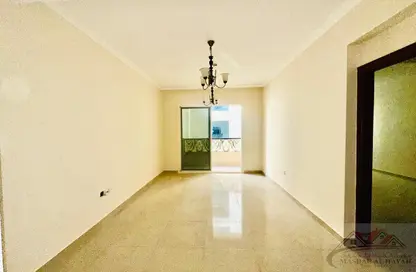 Apartment - 1 Bedroom - 2 Bathrooms for rent in Muwaileh 29 Building - Muwaileh - Sharjah