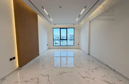 شقة - غرفة نوم - 2 حمامات للايجار في بناية الأمير - ارجان - دبي