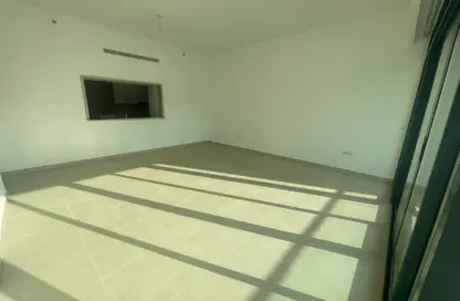 Apartment - 2 Bedrooms - 3 Bathrooms for rent in Vida Residence 1 - Vida Residence - The Hills - Dubai