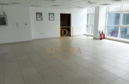 Office Space - Studio - 1 Bathroom for rent in Al Karama - Dubai
