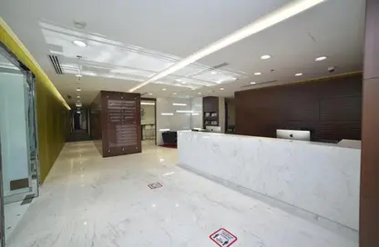 مركز أعمال - استوديو - 2 حمامات للايجار في أوبروي سنتر - برج أوبروي - الخليج التجاري - دبي