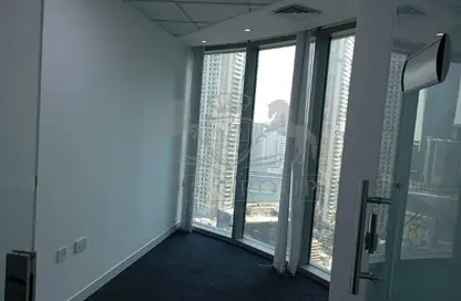 Office Space - Studio - 1 Bathroom for rent in The Binary Tower - Business Bay - Dubai