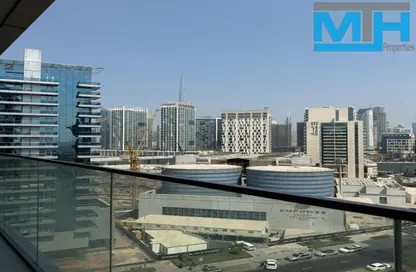 Apartment - 1 Bedroom - 2 Bathrooms for sale in Royal Regency - Business Bay - Dubai