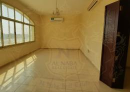 Villa - 4 bedrooms - 6 bathrooms for rent in Al Jimi - Al Ain