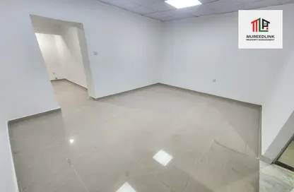 Apartment - Studio - 1 Bathroom for rent in Muroor Area - Abu Dhabi