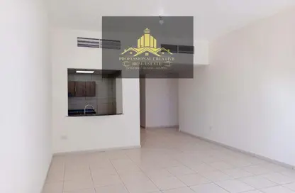 Empty Room image for: Apartment - 2 Bedrooms - 3 Bathrooms for sale in Ajman One Tower 1 - Ajman One - Ajman Downtown - Ajman, Image 1