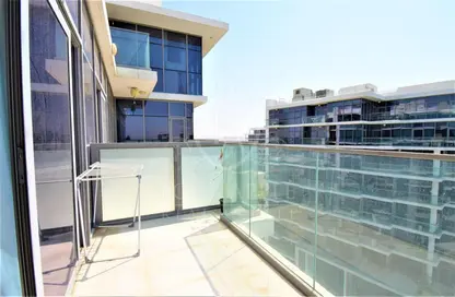 Balcony image for: Apartment - 1 Bathroom for sale in Golf Veduta A - Golf Veduta Hotel Apartments - DAMAC Hills - Dubai, Image 1