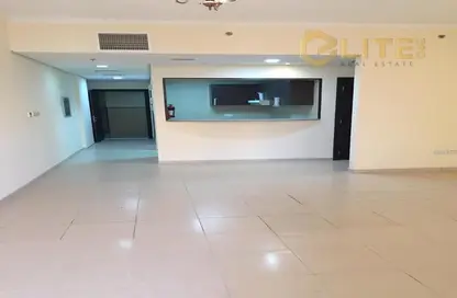Apartment - 2 Bedrooms - 3 Bathrooms for sale in Mazaya 28 - Queue Point - Dubai Land - Dubai