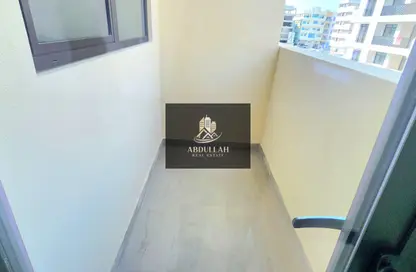 شقة - غرفة نوم - 2 حمامات للايجار في سراب 2 - الجادة - الشارقة