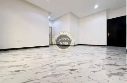 Apartment - 2 Bedrooms - 2 Bathrooms for rent in Airport Road - Abu Dhabi