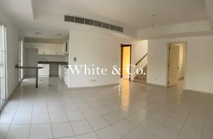 Villa - 3 Bedrooms - 3 Bathrooms for rent in Springs 11 - The Springs - Dubai