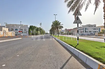 عمارة بالكامل - استوديو للبيع في منطقة المرور - أبوظبي