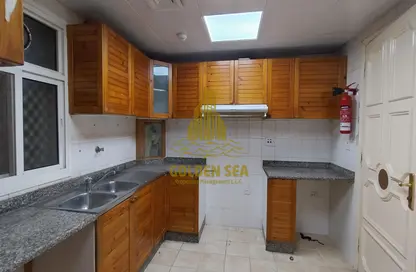 Kitchen image for: Apartment - 3 Bedrooms - 4 Bathrooms for rent in Khalidiya Street - Al Khalidiya - Abu Dhabi, Image 1