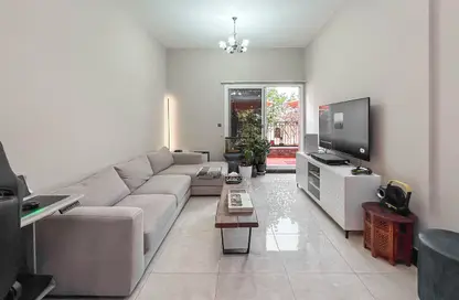 Apartment - 1 Bedroom - 2 Bathrooms for sale in Pantheon Boulevard - Jumeirah Village Circle - Dubai