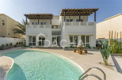 Villa - 5 Bedrooms - 4 Bathrooms for sale in Meadows 9 - Meadows - Dubai