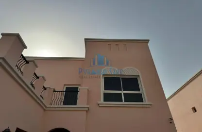 Villa - 4 Bedrooms - 5 Bathrooms for rent in Nad Al Sheba - Dubai