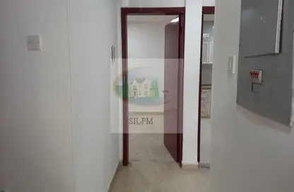 Hall / Corridor image for: Villa - 6 Bedrooms - 4 Bathrooms for rent in Muroor Area - Abu Dhabi, Image 1