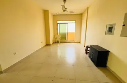 Apartment - 2 Bedrooms - 3 Bathrooms for rent in Al Falak Residence - Dubai Silicon Oasis - Dubai
