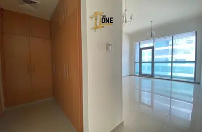 Apartment - 2 Bedrooms - 2 Bathrooms for rent in Julphar Residential Tower - Julphar Towers - Al Nakheel - Ras Al Khaimah