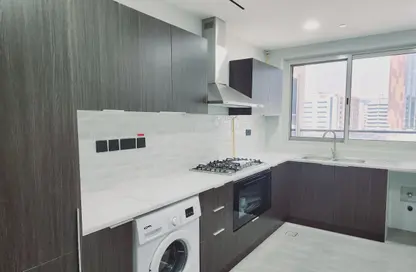Apartment - 3 Bedrooms - 5 Bathrooms for rent in Mankhool - Bur Dubai - Dubai