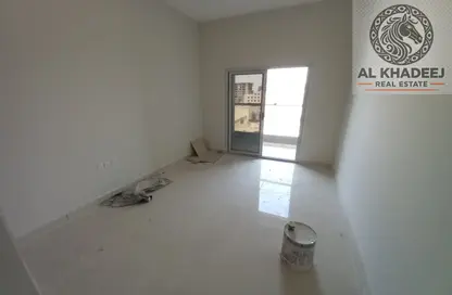 شقة - غرفة نوم - 2 حمامات للايجار في الجرف 3 - الجرف - عجمان وسط المدينة - عجمان
