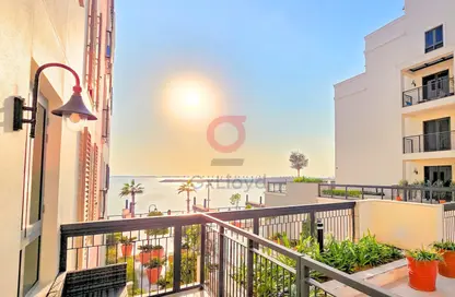 Apartment - 2 Bedrooms - 3 Bathrooms for sale in La Rive - Building 2 - La Mer - Jumeirah - Dubai