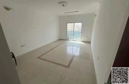 Apartment - 1 Bedroom - 2 Bathrooms for rent in Cornish Tower - Al Rumaila - Ajman