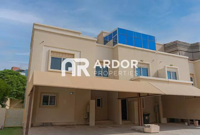 Villa - 5 Bedrooms - 6 Bathrooms for sale in Arabian Style - Al Reef Villas - Al Reef - Abu Dhabi