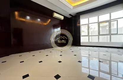 Apartment - 1 Bedroom - 1 Bathroom for rent in Al Mushrif Villas - Al Mushrif - Abu Dhabi