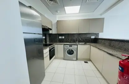 شقة - غرفة نوم - 2 حمامات للايجار في C2302 - مدينة خليفة أ - مدينة خليفة - أبوظبي