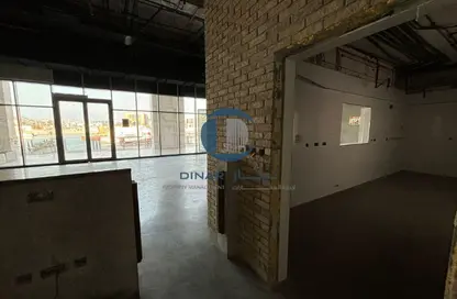 Retail - Studio - 1 Bathroom for rent in Bloom Marina - Al Bateen - Abu Dhabi