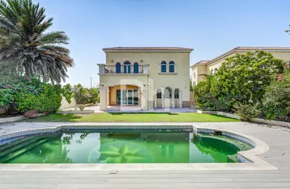 Villa - 3 Bedrooms - 5 Bathrooms for rent in Legacy - Jumeirah Park - Dubai