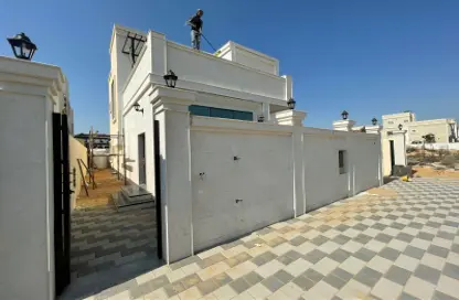 تاون هاوس - 4 غرف نوم - 6 حمامات للبيع في الحليو 1 - الحليو - عجمان