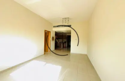 Apartment - 1 Bedroom - 2 Bathrooms for rent in Axis Residence 5 - Axis Residence - Dubai Silicon Oasis - Dubai