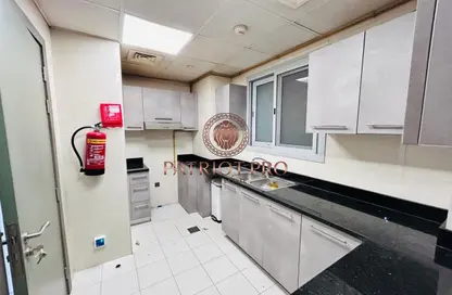 شقة - 2 غرف نوم - 2 حمامات للايجار في روز 10 - منطقة 11 - قرية جميرا الدائرية - دبي