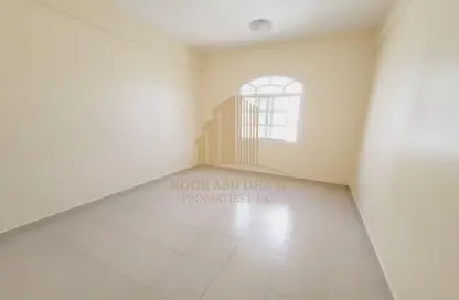 Empty Room image for: Apartment - 2 Bedrooms - 2 Bathrooms for rent in Harat Mohd Ibn Khalifa - Al Mutarad - Al Ain, Image 1
