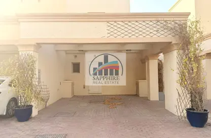 فيلا - 2 غرف نوم - 3 حمامات للايجار في الينابيع 9 - الينابيع - دبي